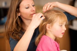 Head lice treatment
